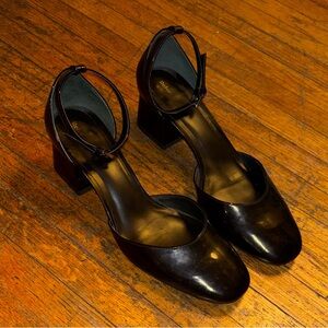 Reformation ankle pumps block heel patent